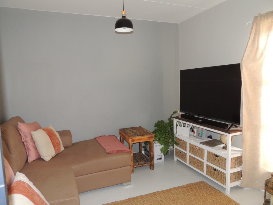 2 Bedroom Property for Sale in The Connifers Western Cape